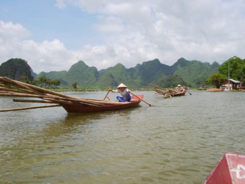 vietnambambooboats.jpg